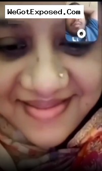 Paki Aunty and Lover Video Call Sex