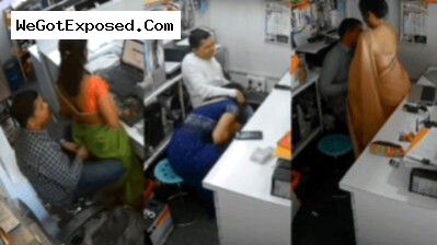 Delhi Whole Sell Shop Keeper Fucked Customer Caught On CCTV Scandal