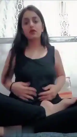 Desi College Girl Wild Masturbation & Strip Nude