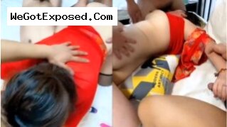 Indian hot wife gangbang with by 3 men in Indian sex video