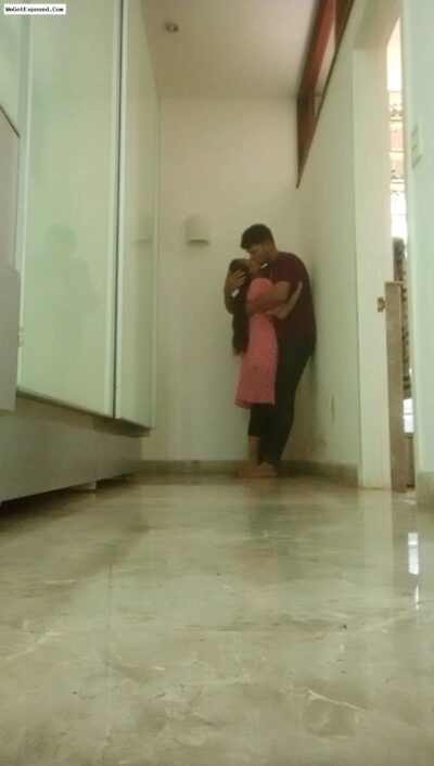 Balcony me girlfriend ki zabardast chudai