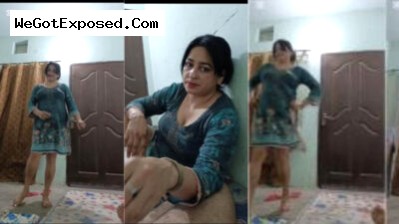 Paki Big Boobs Milf Randi Dance and Fucked By Customer