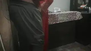 Pakistani House Maid Fucked Hard By Owner Son