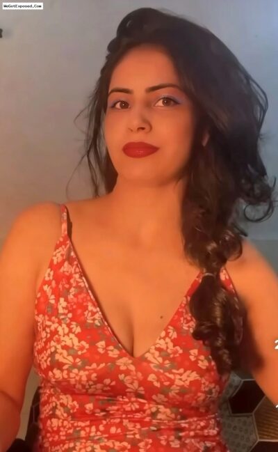 Riya Malhotra Fully Nude Live Stripping on Stripchat Teasing Horny, Fans Vidoe