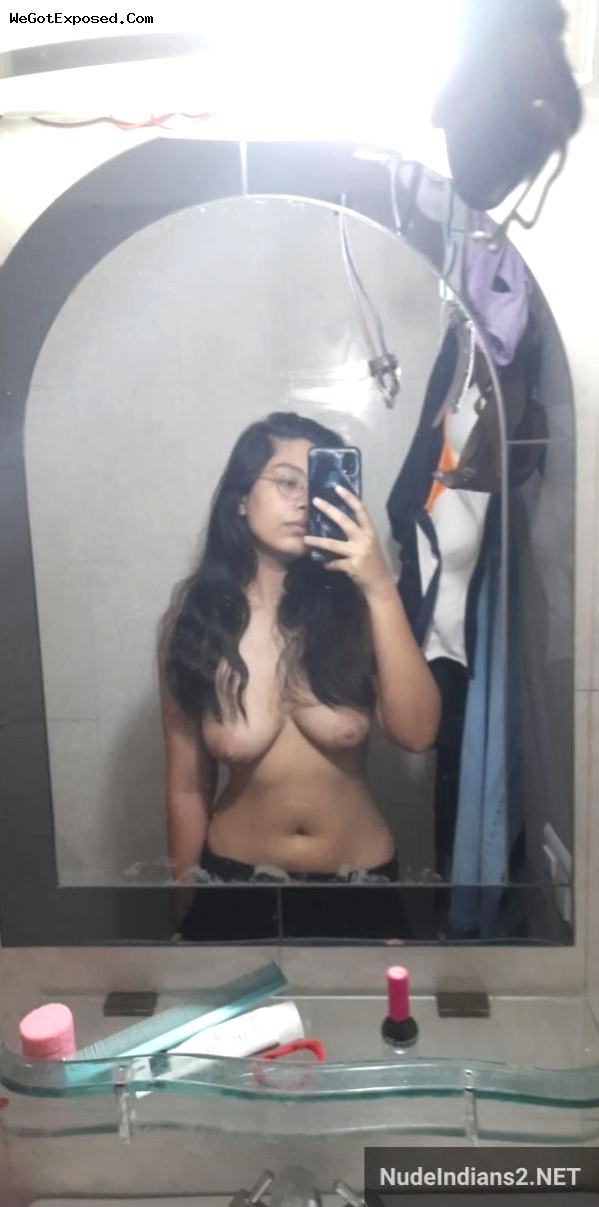 South Delhi GF Priya Awasthi’s big boobs show to a rich BFF 9