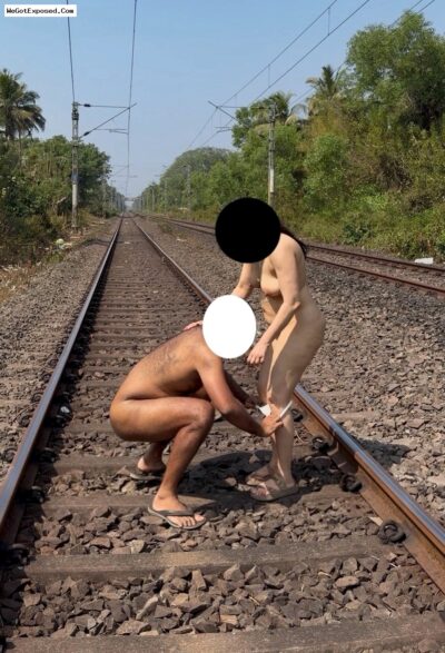 Viral Indian Couple Got Caught Fucking On Railway Tracks