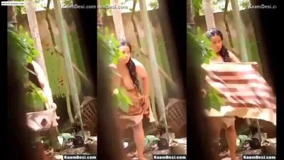 Desi Wife Bathing Leaked Video