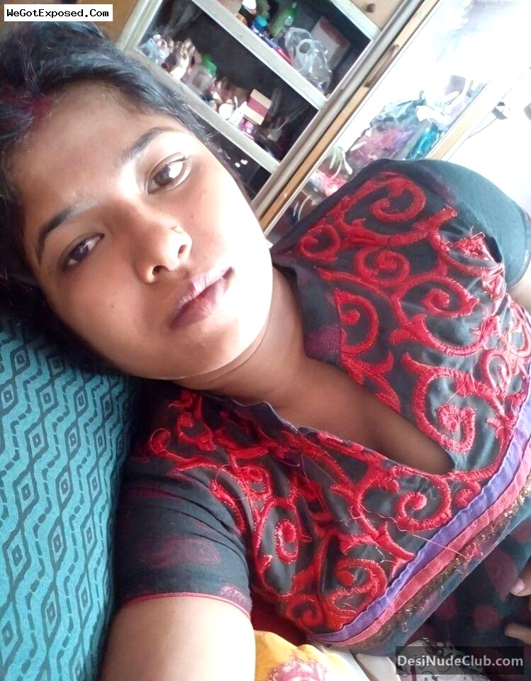 North Indian Wife LEaked Nude pics 1