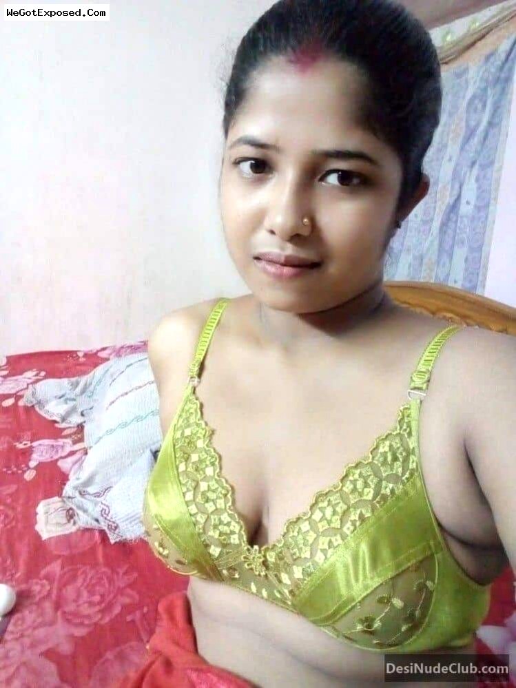 North Indian Wife LEaked Nude pics 4