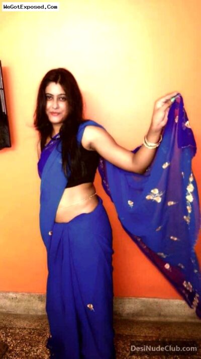 Sexy Desi Model Girl Nude Sowing Nude Boobs and pussy