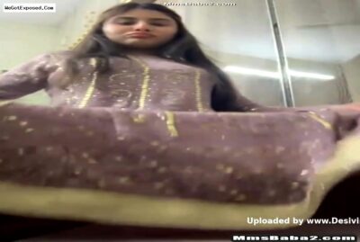 Horny Desi Girl Nude Teasing & Fucked Hard Leaked MMS